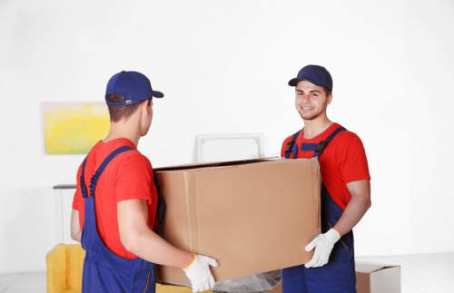 Residential flat moving support in Covent Garden