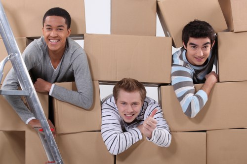 Packing and furniture handling for a London removal service